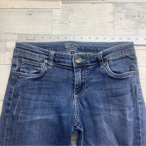 Kut From the Kloth Catherine Distressed Boyfriend Jeans 4 - Picture 7 of 9